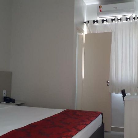 Center Patos Hotel ปาโตส เจ มินาส ภายนอก รูปภาพ