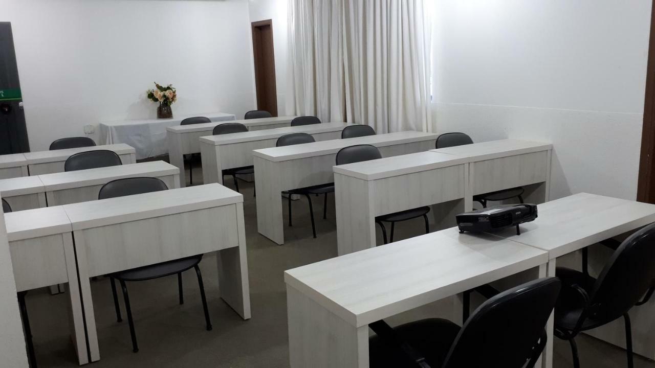 Center Patos Hotel ปาโตส เจ มินาส ภายนอก รูปภาพ