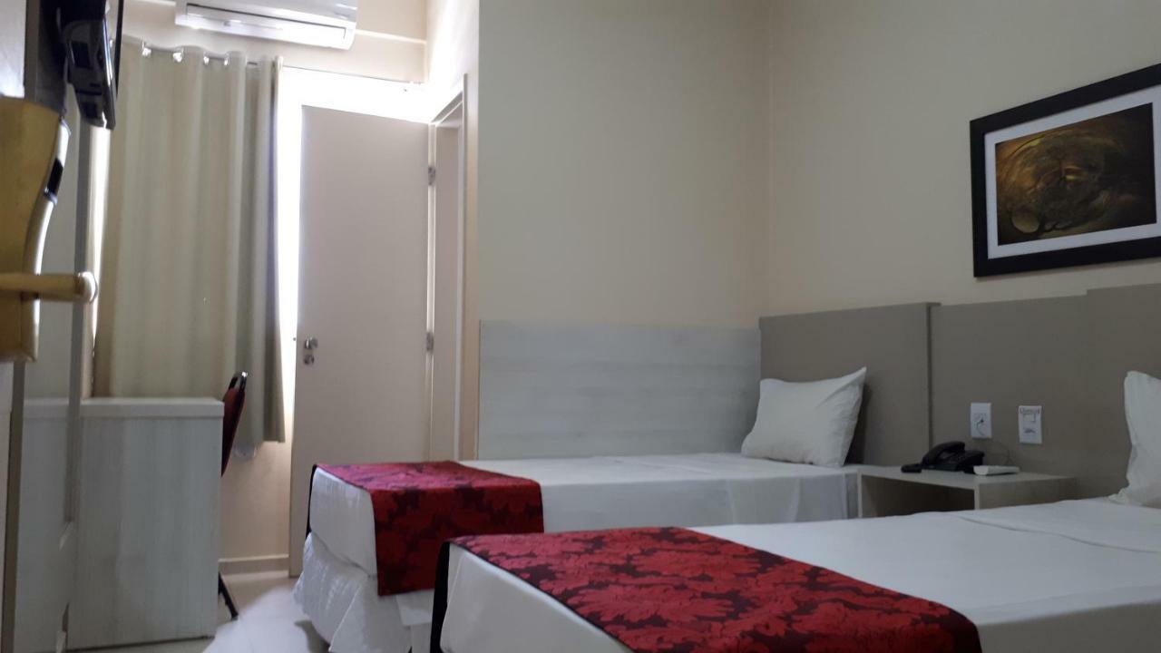 Center Patos Hotel ปาโตส เจ มินาส ภายนอก รูปภาพ